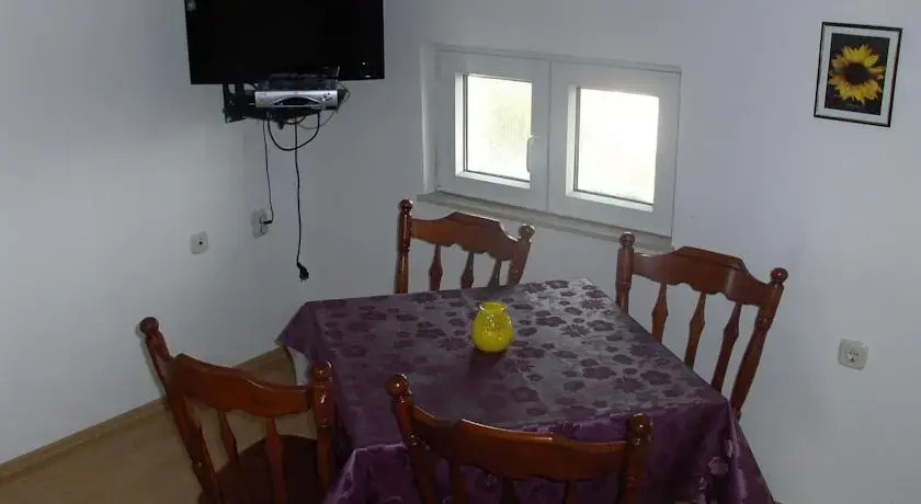 Apartments Karoca