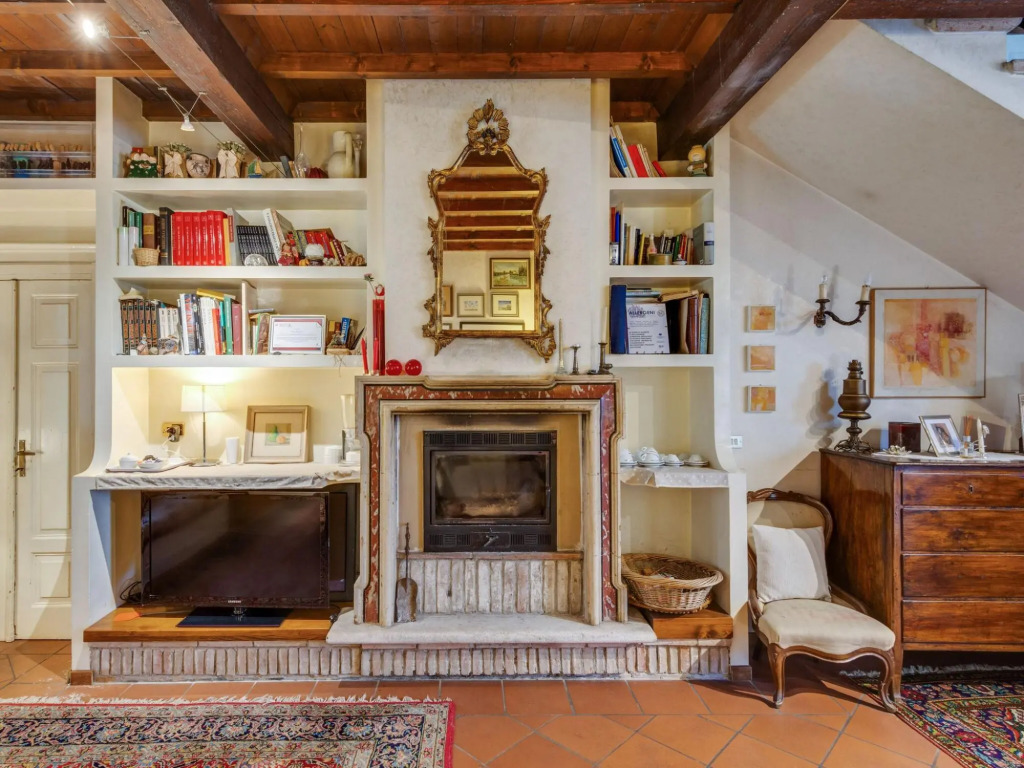 Villa in Castelbelforte near Lago di Garda