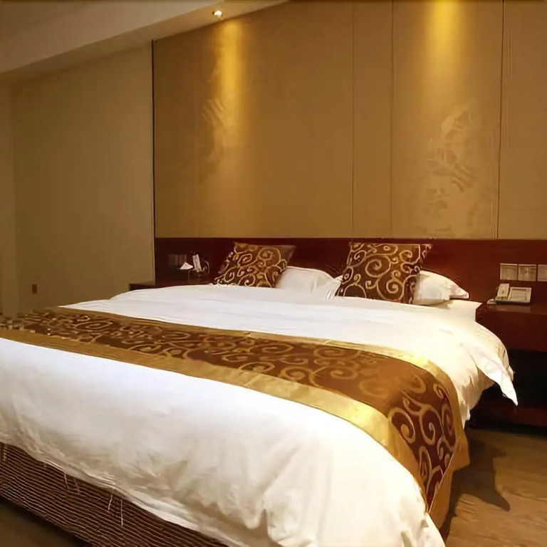 Xinyi Hotel