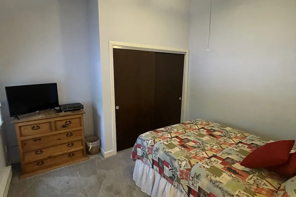 Briarcliff C11 3 Bedrooms 2 Bathrooms Condo
