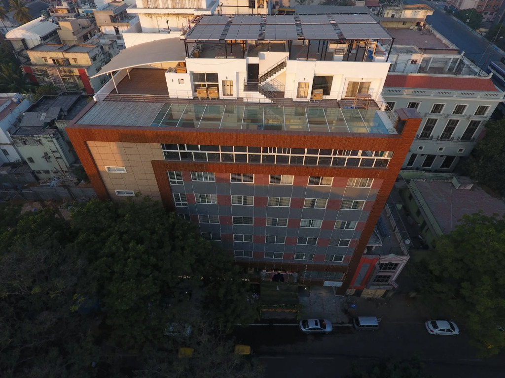 I V Sanctum Hotel