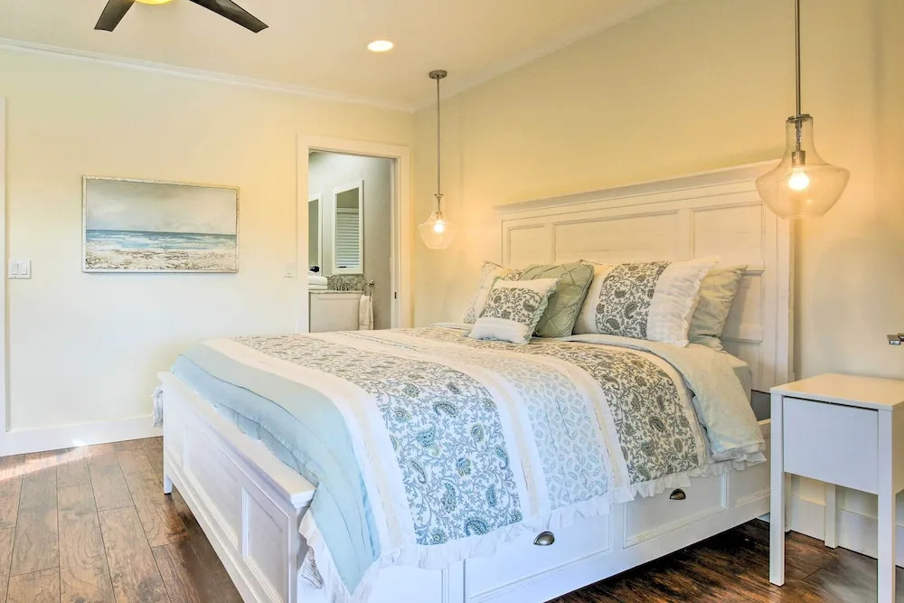 1 Mi to Pompano Beach: Vacation Rental w/ Pool