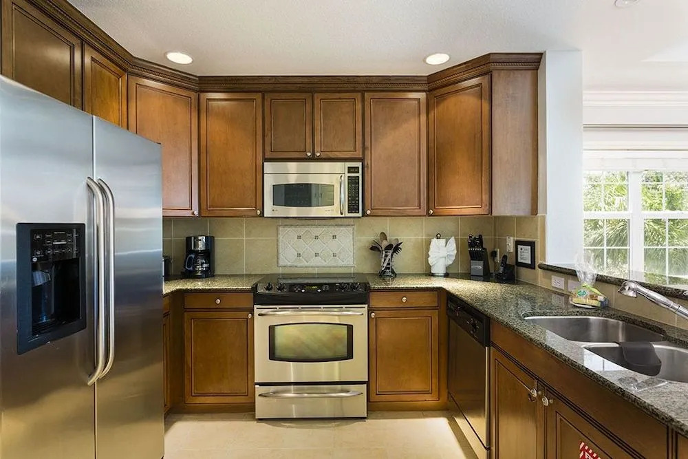 Cabana Court Paradise 3 Bed 3 Br condo by RedAwning
