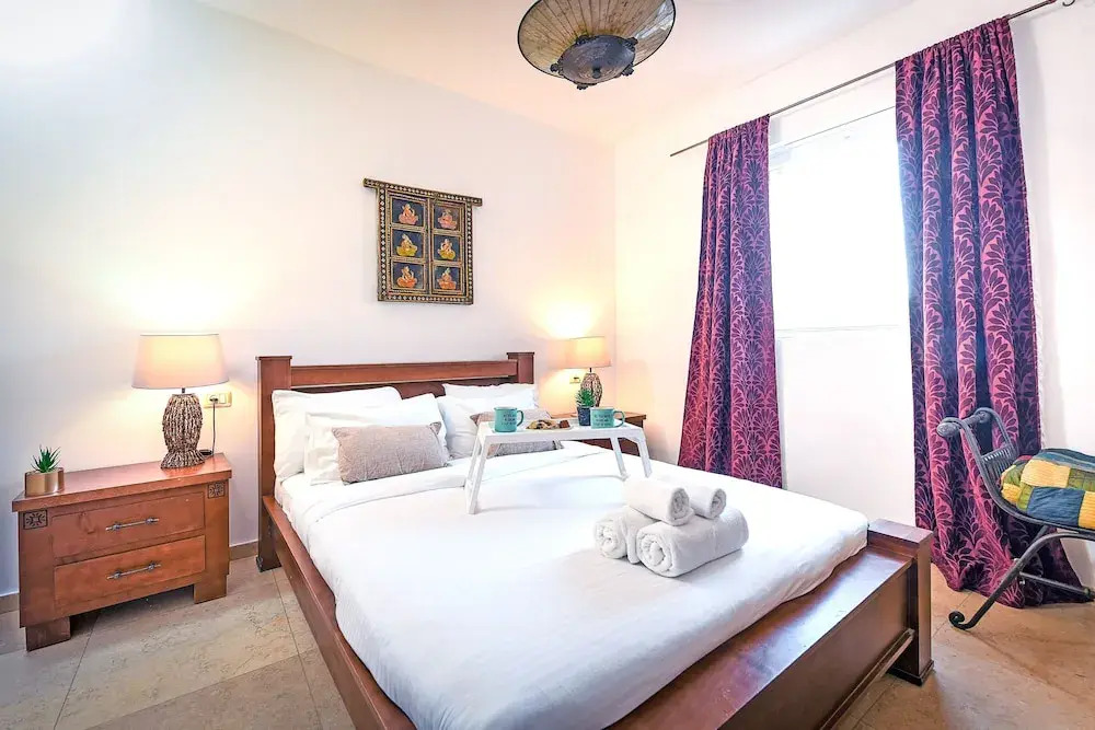 MAMAD - Deluxe 2BD Jaffa Dreams W Pool & Parking