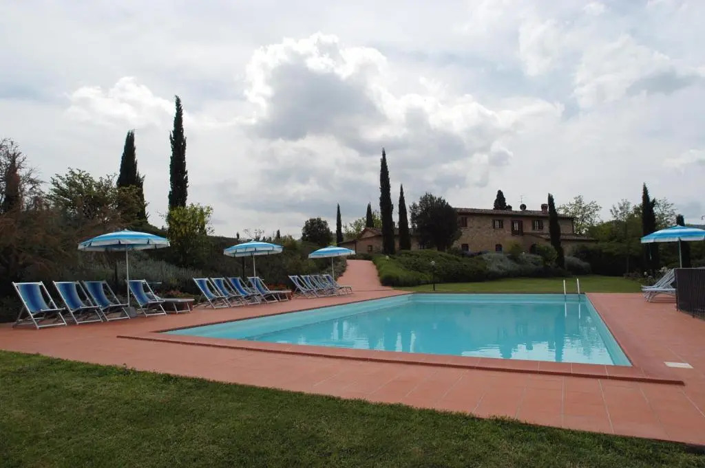 Podere Fignano, holiday home - apartments renovated 2024 - new swimming pool