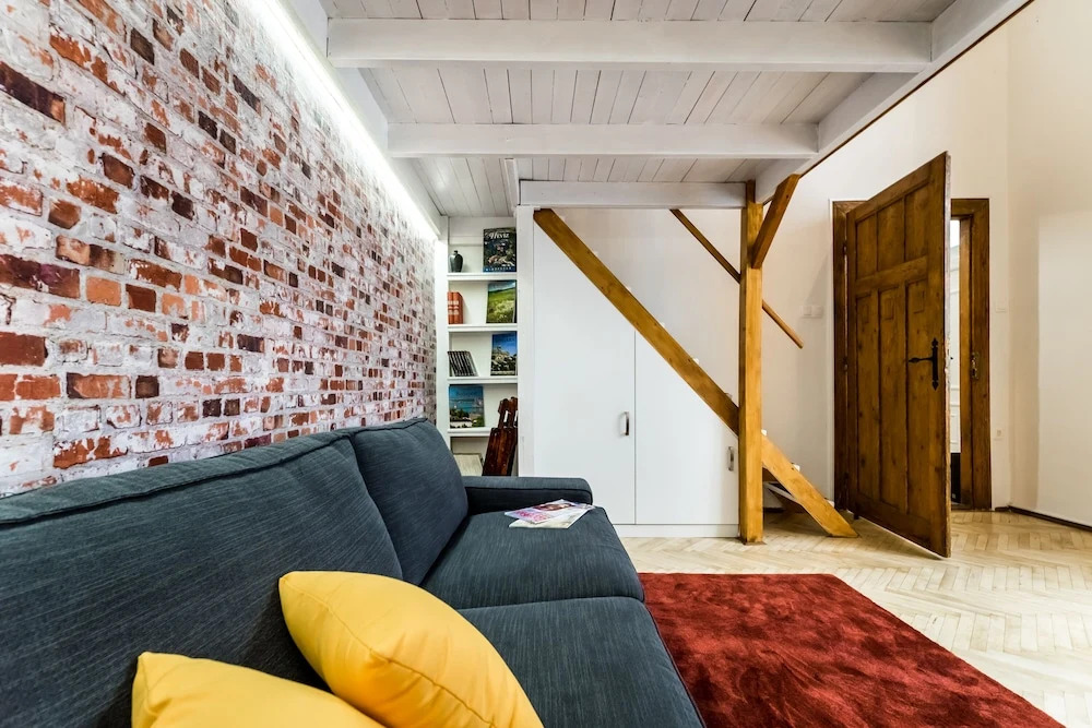 Lilac Apartment