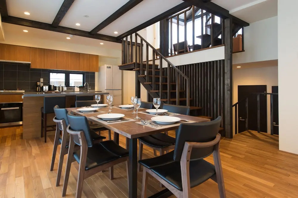 Tahoe Lodge by H2 Life