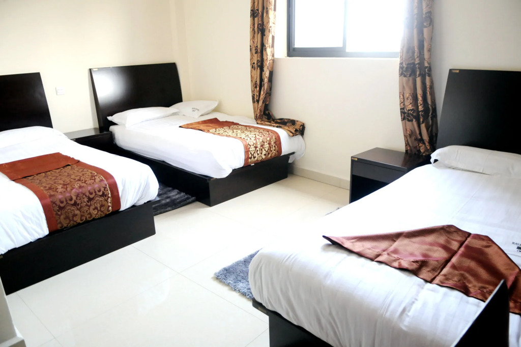 Ravens Hotel