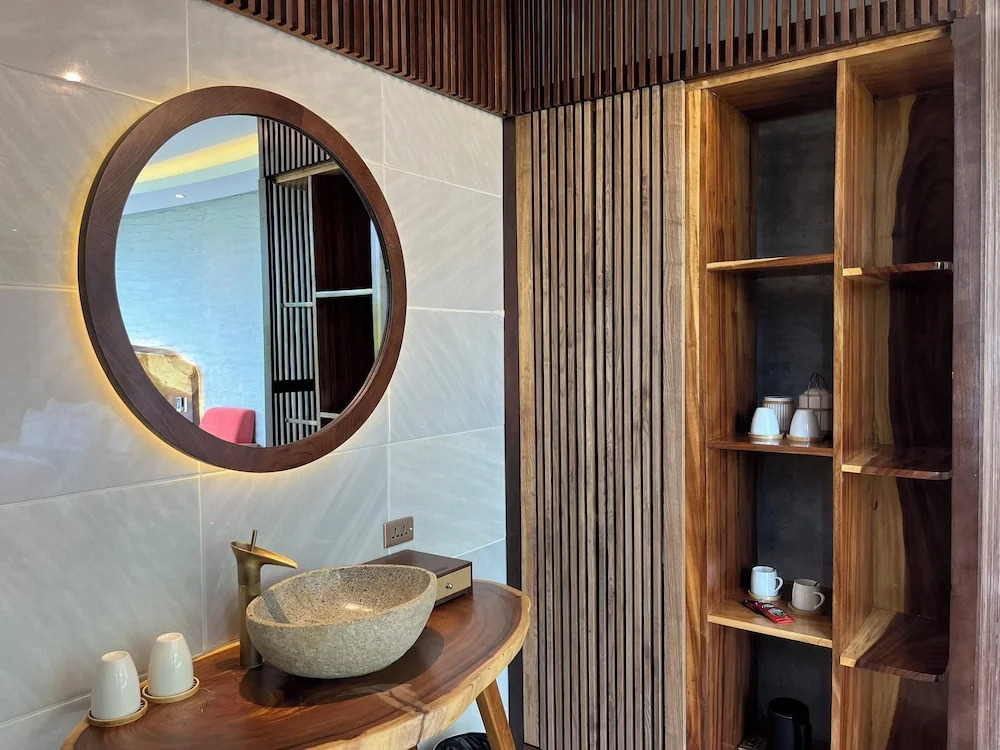 Minawa Kenhga Resort & Spa Ninh Binh