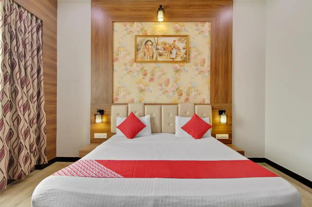The Orchid by OYO Rooms