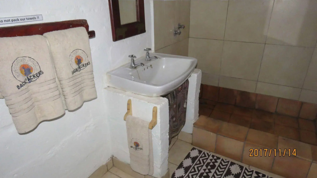 Victoria Falls Backpackers Lodge