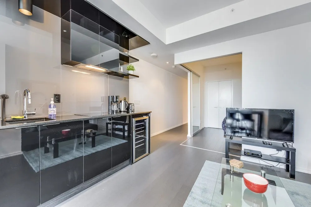 Executive Style 1BR Financial District