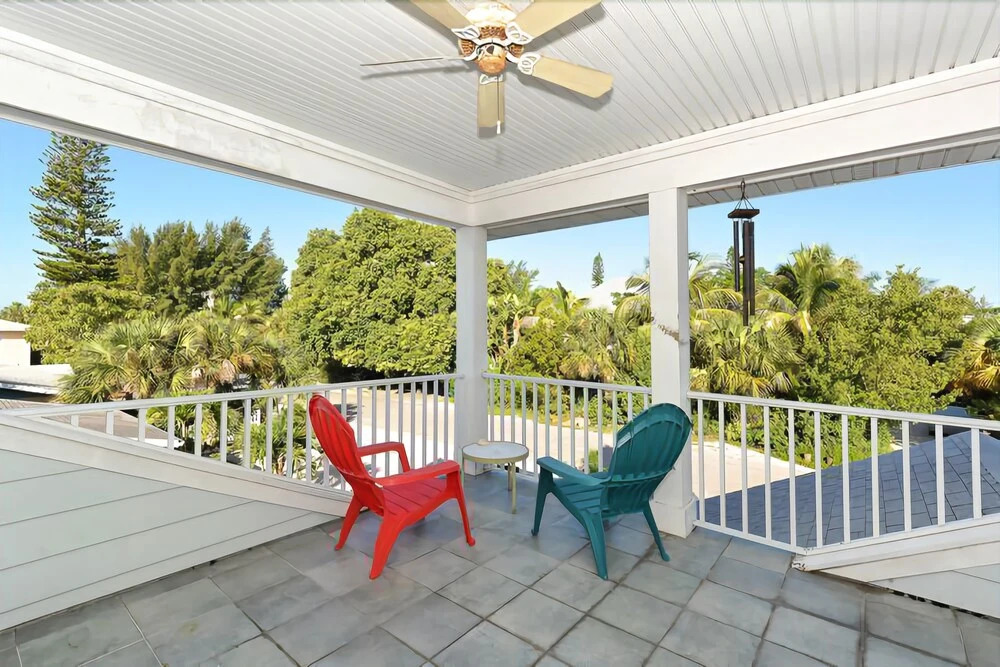 Mermaids Watch 4 Bedrooms 3 Bathrooms Home