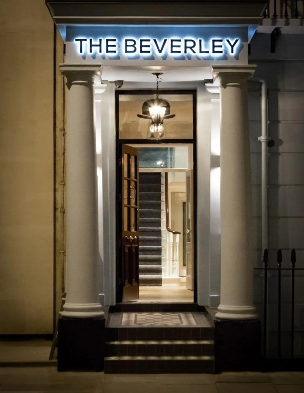 The Beverley Hotel London - Victoria