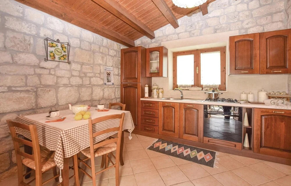 Amazing Home in Modica RG With 2 Bedrooms, Wifi and Outdoor Swimming Pool