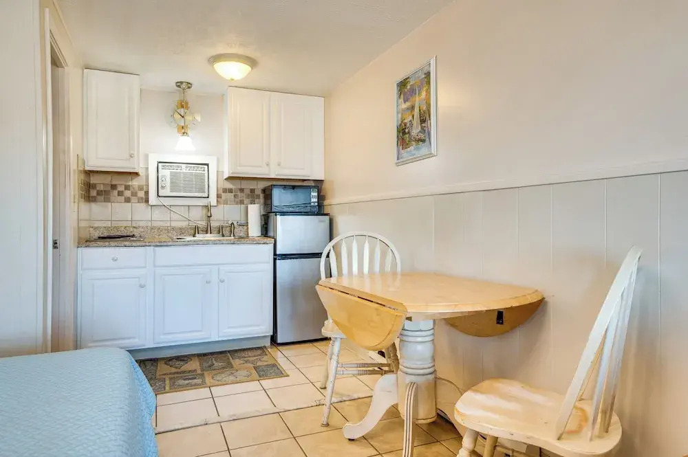 'beachfront 15' Condo on Old Orchard Beach