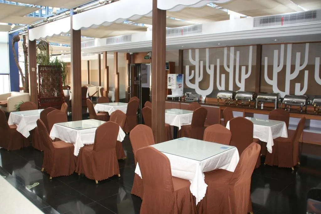 Huguang Hotel