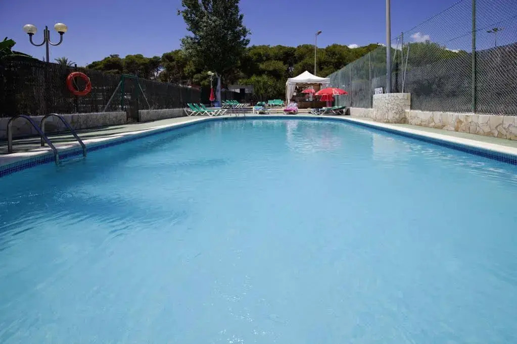 Apartamentos Playa Es Cana