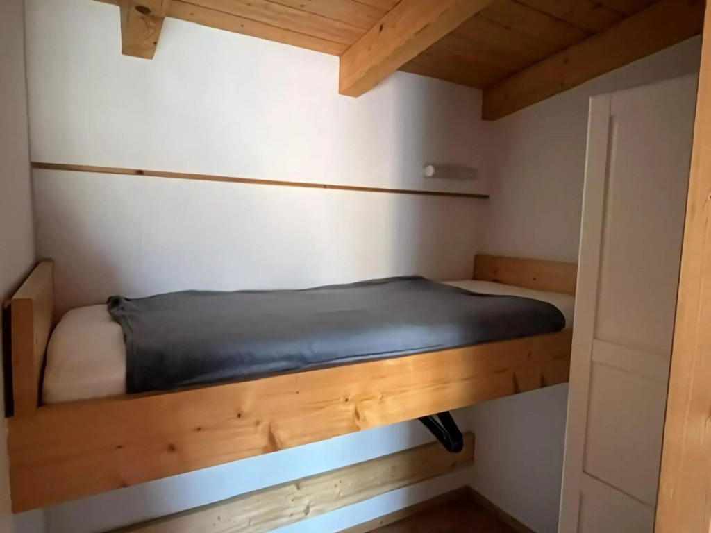 Klutz Garden Apartment