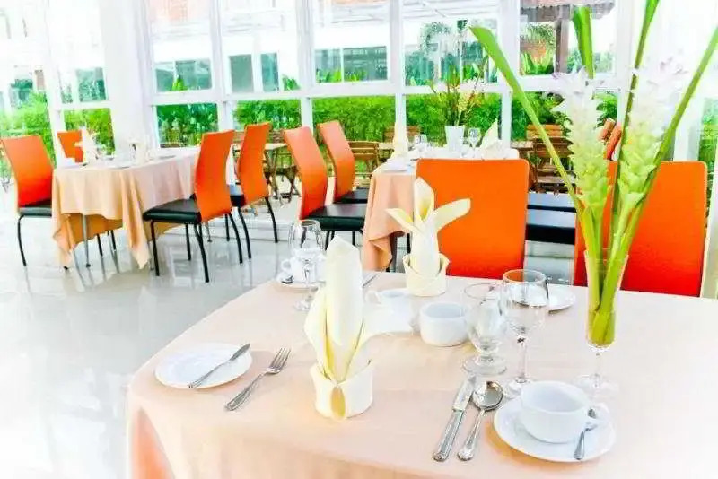 Center Park Service Apartment & Hotel
