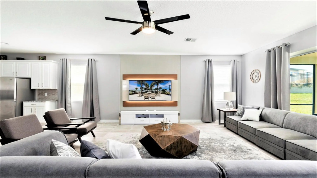 Spacious 9BR Family Villa INCLUSIVE CLUBHOUSE