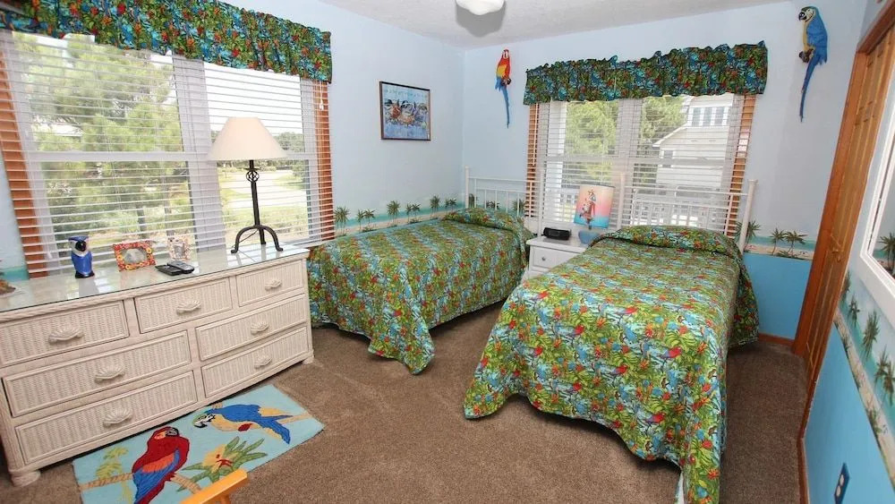 Sea Sisters - 4 Br Home