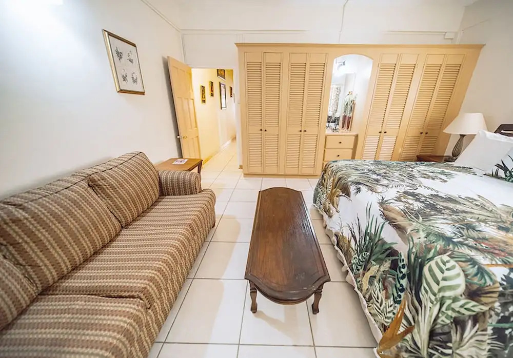 ClarenceVille Villa Apartments