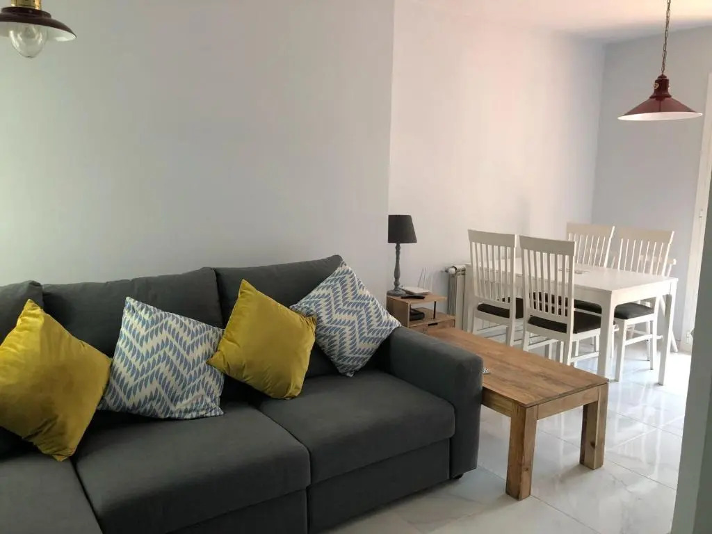 2 bedroom apartment in the old town, close to the beach