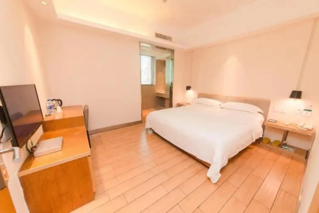 Rezen Proyal Hotel