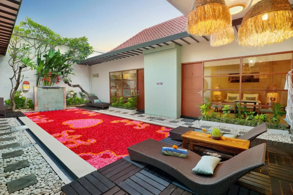 The Vie Villa Legian