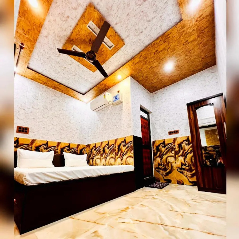 Hotel Raghunandan Inn