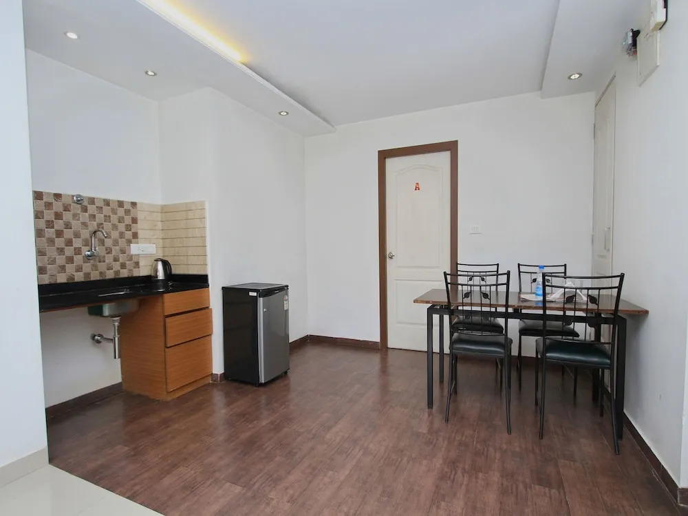 OYO 1202 Apartment The Retreat