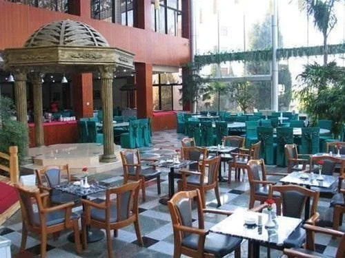 Shuangyang Hotel