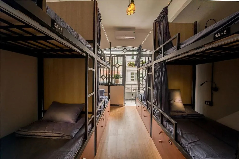 The Like Hostel & Cafe