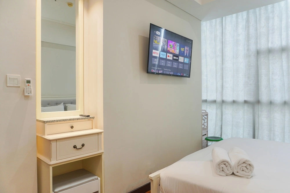 Nice And Warm 2Br Apartment Casa Grande Residence