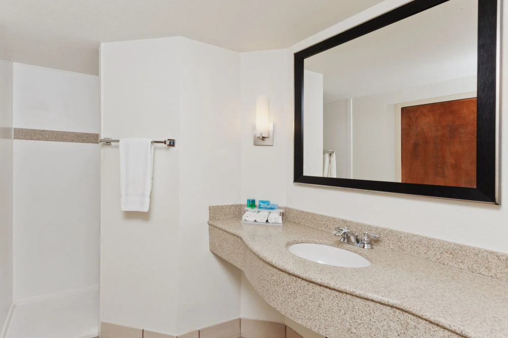 Holiday Inn Express Hotel & Suites Montgomery E - Eastchase by IHG