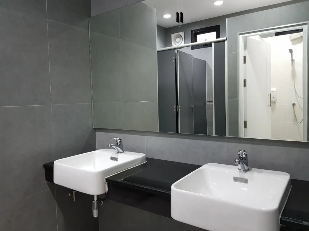 Wayha Hostel Don Mueang Airport