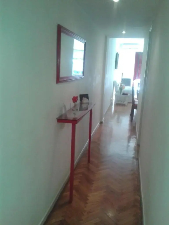 Mena House en Recoleta 3 Bed 2 Bath - Piso Alto