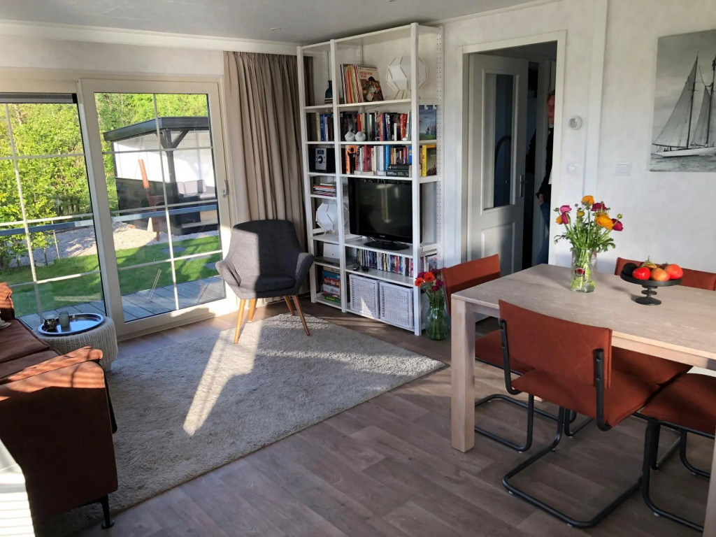 Chalet in Wiringherlant near the Coast