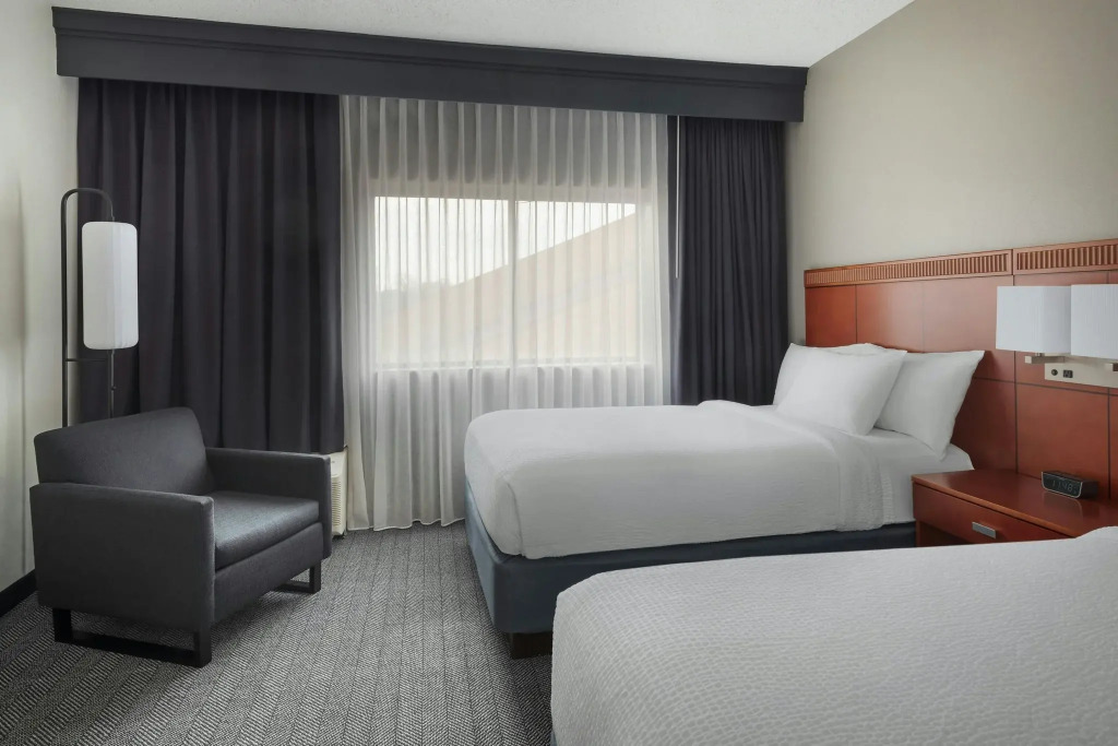 Courtyard by Marriott New Carrollton Landover