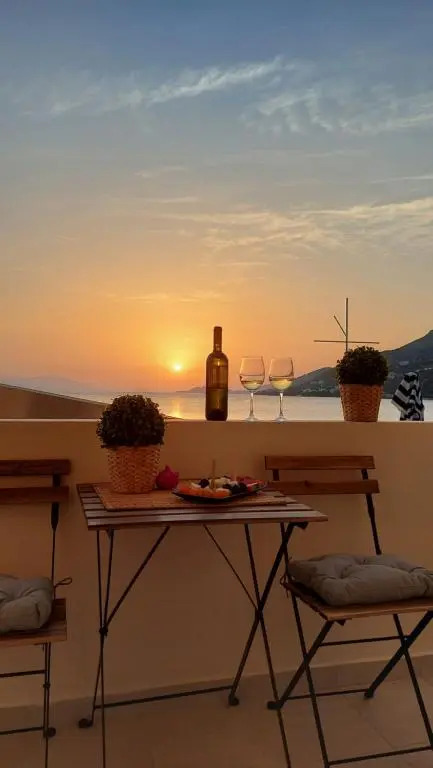 Onar Beachfront Residence, Loutraki