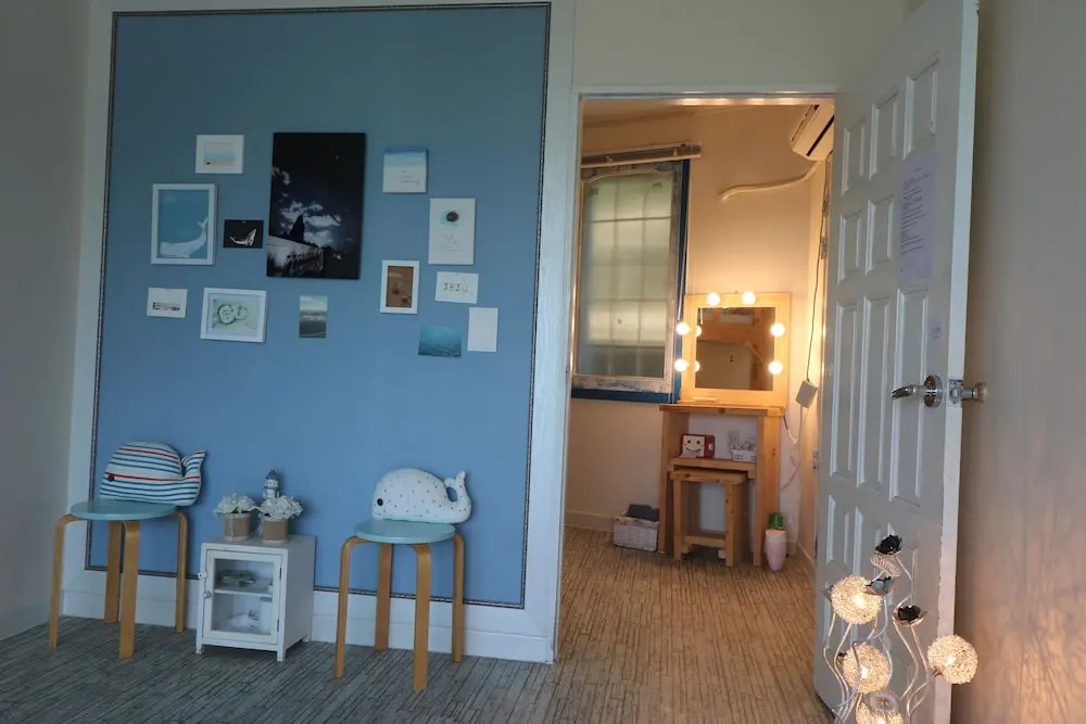 White Whale Guesthouse - Hostel