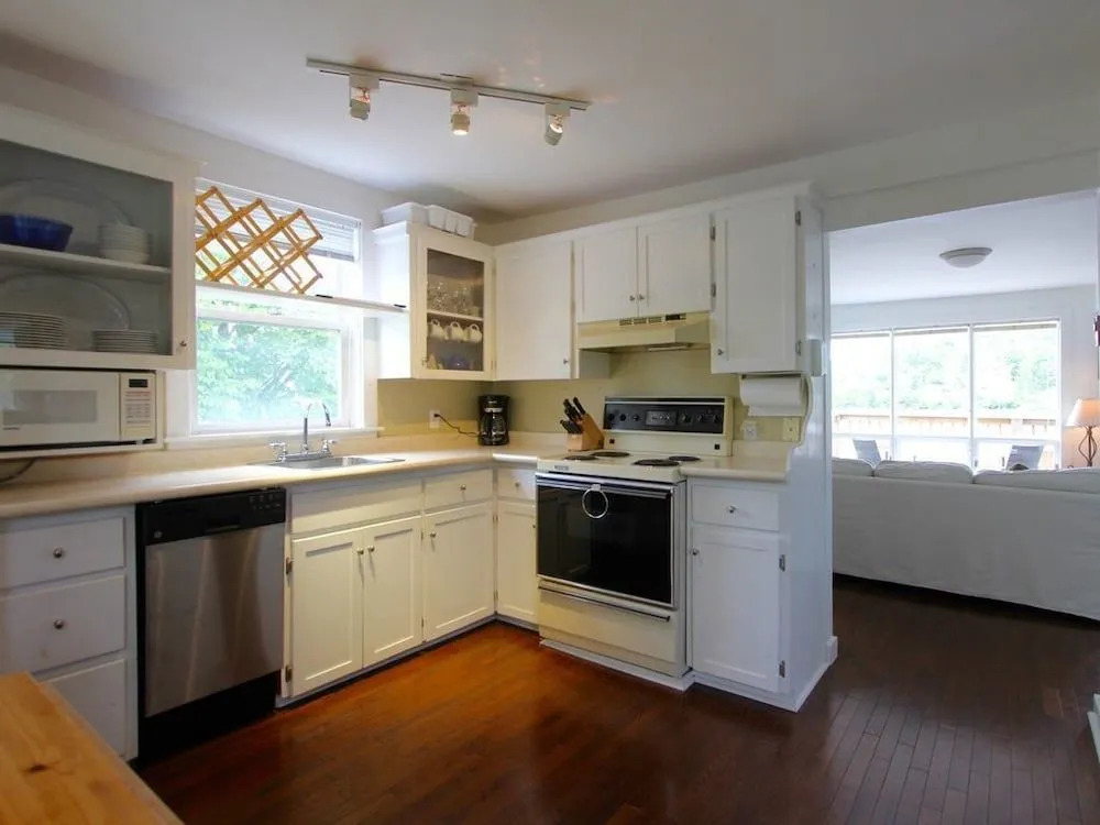 Mahone Bay Beach House