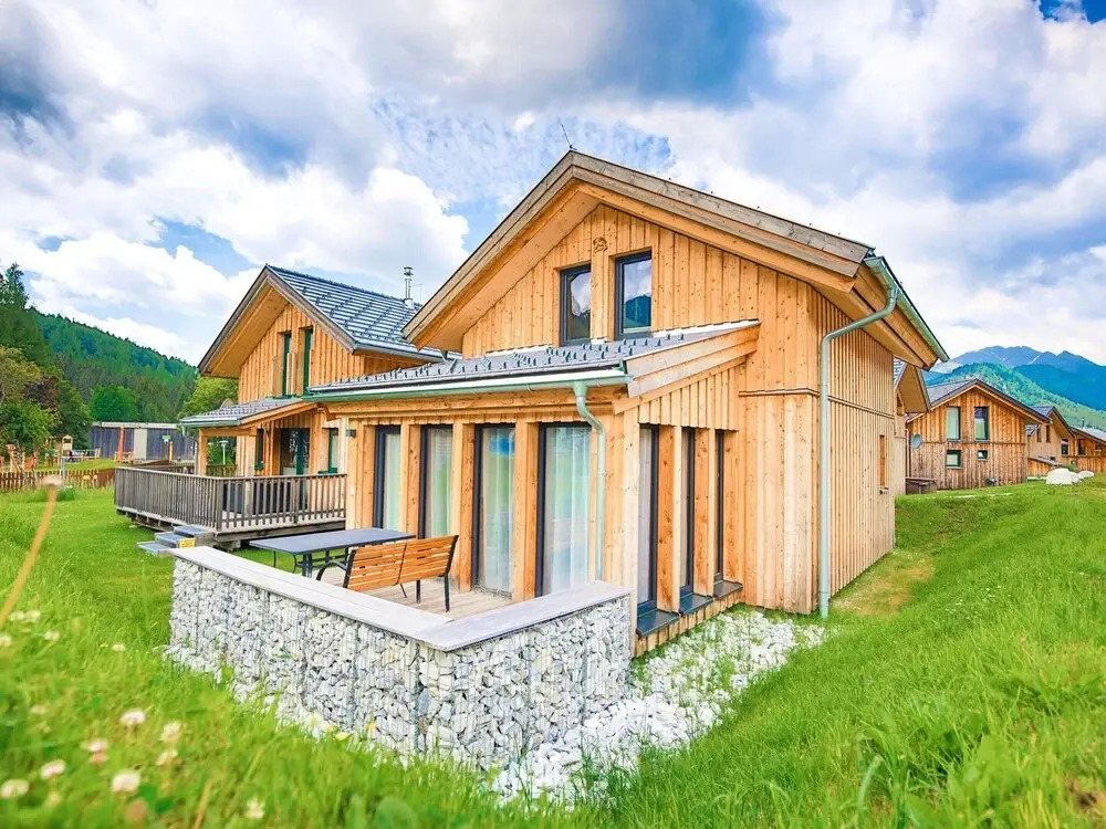 Elegant Chalet Near Ski-slopes