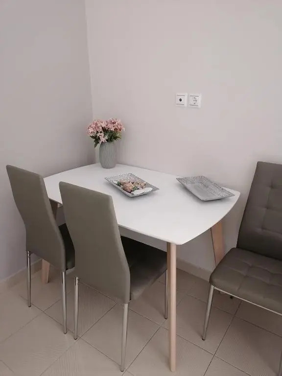 Nicole Apartment