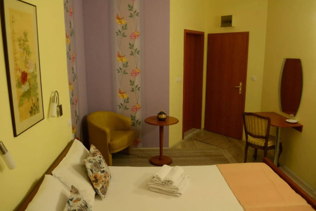 Hotel Pine