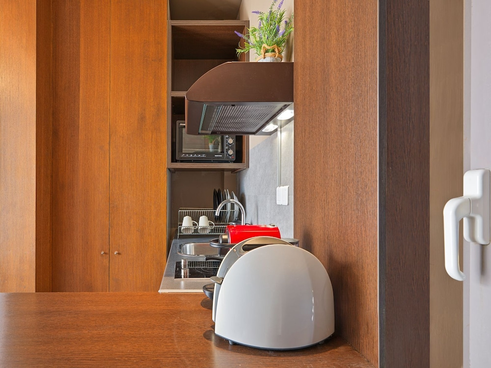 Gazi District Suites