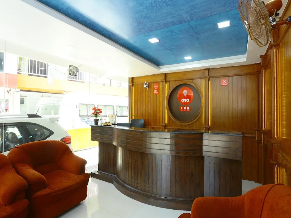 OYO 12759 Hotel Lumino
