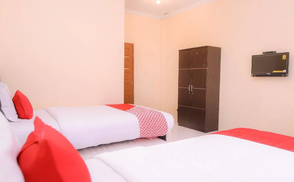 Oyo 884 Rumoh Pmi Hotel