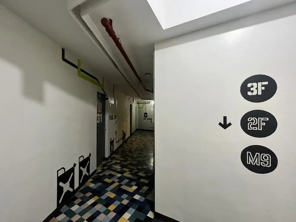 Junction Hostel, Poblacion Makati Avenue, Manila